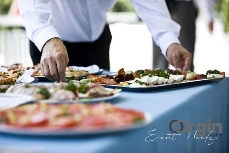 Veg and Non-veg Catering Services for Events | Event Needz